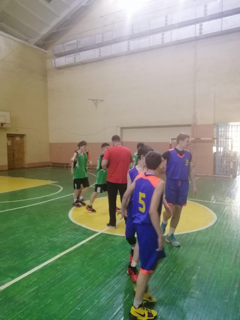 Участь у всеукраїнських шкільних лігах